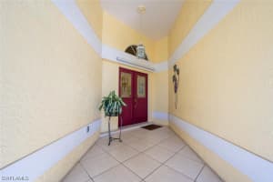 450 Countryside Dr, Naples, FL 34104, Sold 08/01/23