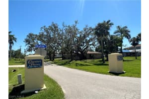 625 Overiver Dr, North Fort Myers, FL 33903, Sold 05/08/23