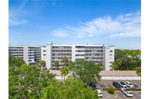 285 Naples Cove Drive, NAPLES, FL 34110 Sold 06/28/24