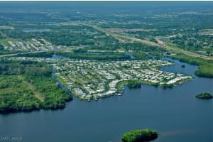 122 Shoreland Drive, Fort Myers, FL 33905 - MLS#223030751