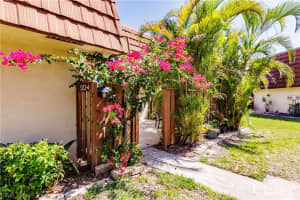 The Village of Cedarbend, 5212 Cedarbend Dr #4, Fort Myers, FL 33919, Sold 06/09/23