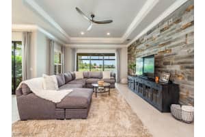 4085 Nova Ln, Naples, FL 34119, Sold 09/14/23
