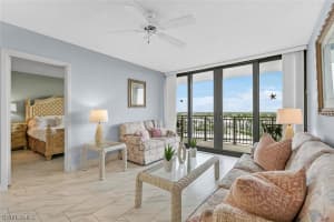 180 Seaview Court, MARCO ISLAND, FL 34145 Sold 09/19/24