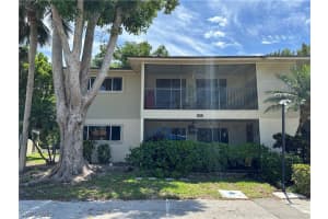 5713 Foxlake Dr APT 5, North Fort Myers, FL 33917, Sold 06/30/23