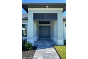 135 Sw 10th Pl Cape Coral, FL 33991 - Off Market