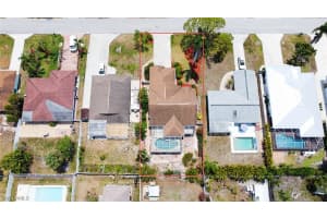 33 E 5th St, Bonita Springs, FL 34134, Sold 07/05/23