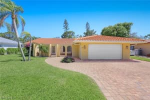 60 9th St, Naples, FL 34110, Sold 06/22/23