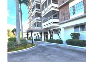 2350 W First St APT 303, Fort Myers, FL 33901, Sold 03/04/24