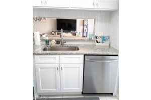 3271 Royal Canadian Trace Apt 2, Fort Myers, FL 33907, Sold 08/18/23