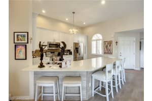 2671 Citrus Lake Dr, Naples, FL 34109, Sold 09/21/23