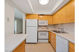 1400 Pompei Ln, Naples, FL 34103, Sold 07/24/23