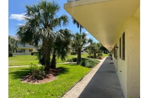 3325 Arpt Rd S Unit M7, Naples, FL 34105, Sold 11/28/23