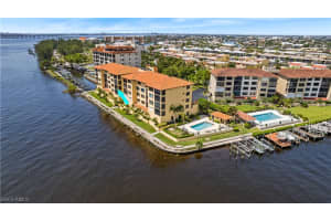 4015 SE 20th Pl APT 304, Cape Coral, FL 33904, Sold 07/20/23