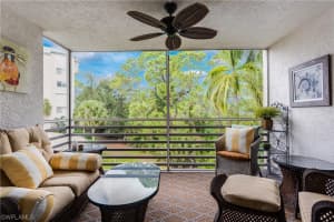 285 Naples Cove Dr, Naples, FL 34110, Sold 09/25/23