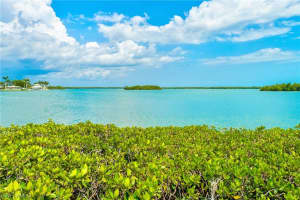330 Kon Tiki Drive, NAPLES, FL 34113 Sold 10/19/23