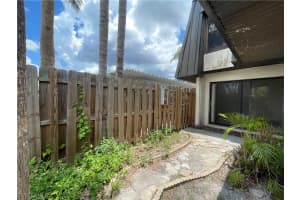 11684 Pointe Cir, Fort Myers, FL 33908, Sold 07/19/23