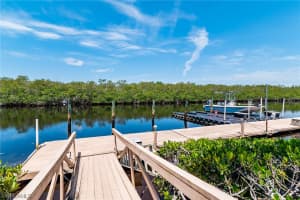 162 Newport Dr, Naples, FL 34114, Sold 09/25/23