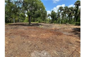 8581 Ortiz Circle, Fort Myers, FL 33905 Sold 10/22/25