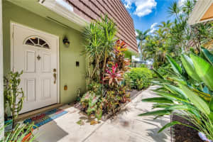 415 Meadowlark Lane, NAPLES, FL 34105 Sold 02/15/24