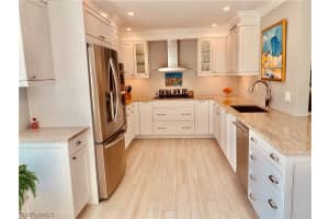 105 Wilderness Dr, Naples, FL 34105, Sold 09/21/23