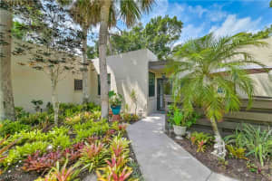 202 Pinebrook Dr, Fort Myers, FL 33907, Sold 07/05/23