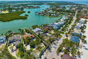 3625 Gordon Drive, NAPLES, FL 34102 Sold 03/14/24
