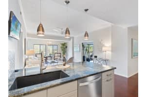 201 Arbor Lake Dr, Naples, FL 34110, Sold 10/10/23