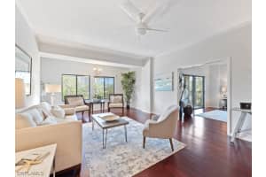 201 Arbor Lake Dr, Naples, FL 34110, Sold 10/10/23
