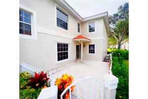 2456 Orchid Bay Drive, NAPLES, FL 34109 Sold 01/08/24