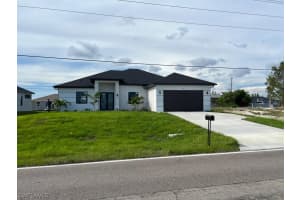 401 Diplomat Parkway, Cape Coral, FL 33909 - MLS#223038109