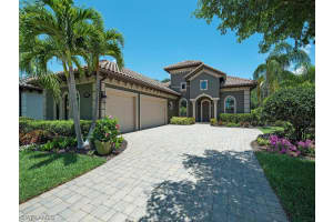 7279 Lantana Cir, Naples, FL 34119, Sold 08/31/23