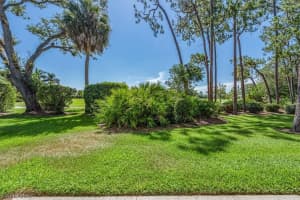 109 Clubhouse Lane, NAPLES, FL 34105 Sold 12/14/23