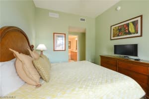 1035 Sandpiper Street, NAPLES, FL 34102 Sold 11/22/23