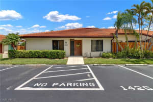 1426 Park Shore Cir #1, Fort Myers, FL 33901, Sold 08/23/23