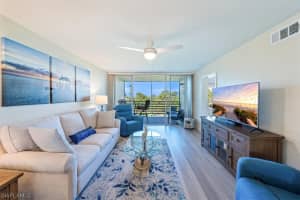 15161 Cedarwood Ln 1505, Naples