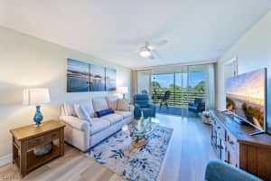 15161 Cedarwood Lane, Naples, FL 34110 - MLS#223038760