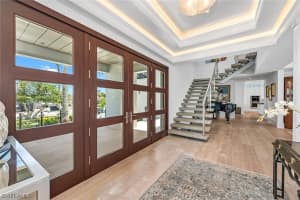 1960 Kingfish Road, NAPLES, FL 34102 Sold 04/19/24