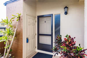 17250 Eagle Trce Apt 9, Fort Myers, FL 33908, Sold 11/17/23