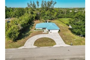 10757 Winterview Drive, NAPLES, FL 34109 Sold 01/02/25