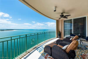 970 Cape Marco Drive, MARCO ISLAND, FL 34145 Sold 02/23/24