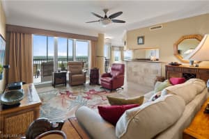 1060 Borghese Lane, NAPLES, FL 34114 Sold 12/19/23