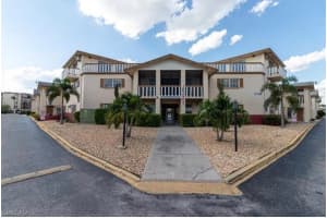 3706 Broadway 8, FORT MYERS, FL 33901 Sold 10/11/23