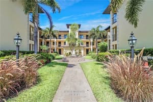 228 Fox Glen Dr, Naples, FL 34104, Sold 08/09/23