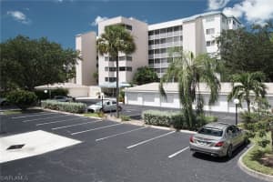 285 Naples Cove Drive, NAPLES, FL 34110 Sold 04/08/24