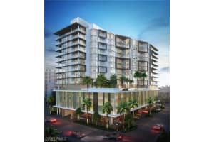 1925 Metropolitan Blvd 704, Naples