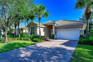 223 Glen Eagle Cir, Naples, FL 34104, Sold 07/12/23