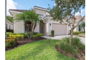 1594 Serrano Cir, Naples, FL 34105, Sold 07/21/23