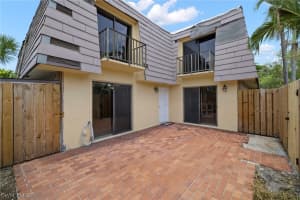 4047 Sandlewood Ln, Fort Myers, FL 33907, Sold 08/15/23