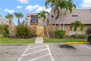 4047 Sandlewood Ln, Fort Myers, FL 33907, Sold 08/15/23