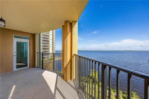 2825 Palm Beach Blvd APT 402, Fort Myers, FL 33916, Sold 08/11/23